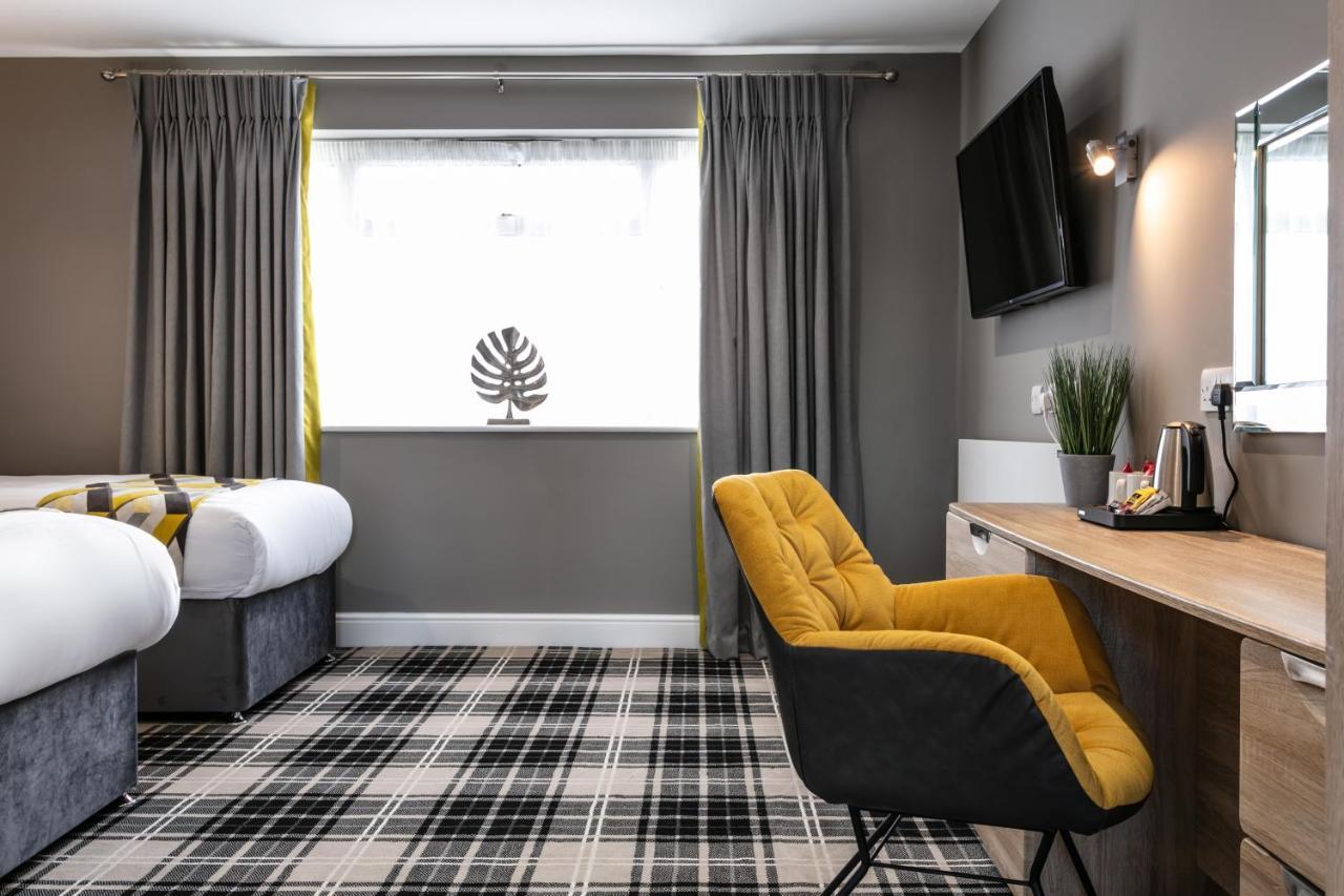 Roydon Marina Village Hotel Dış mekan fotoğraf