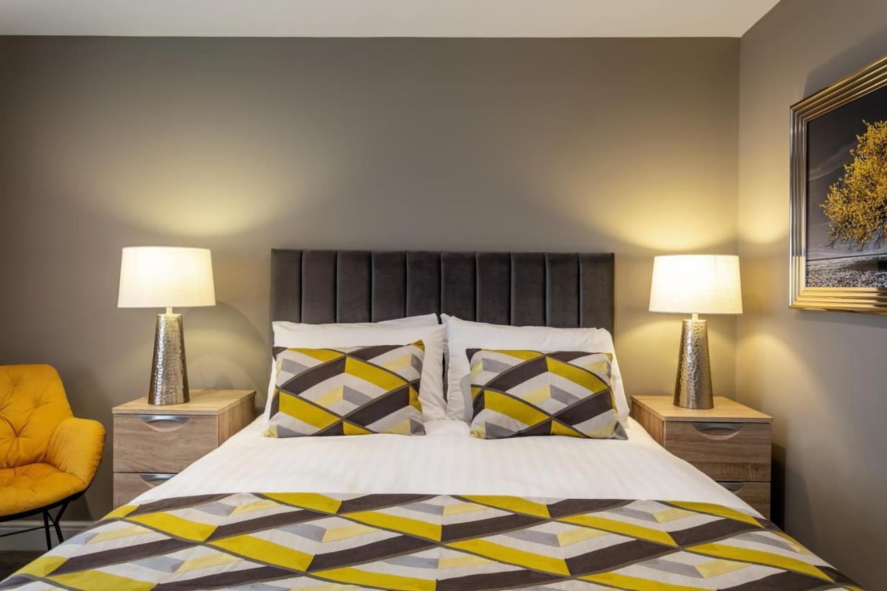 Roydon Marina Village Hotel Dış mekan fotoğraf